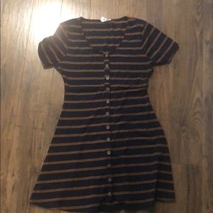 Tillys dress sky and sparrow